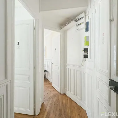 Flexliving - Whole Flat - Lamarck Paříž