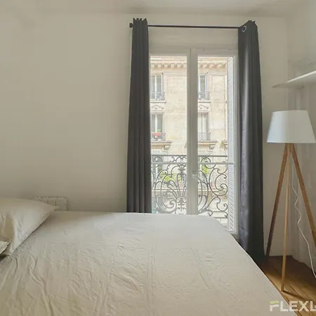 Flexliving - Whole Flat - Lamarck