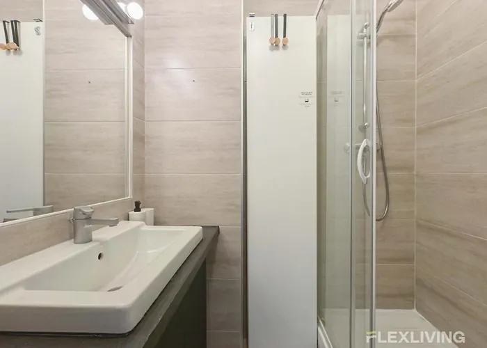Flexliving - Whole Flat - Lamarck