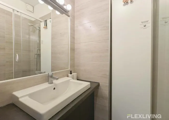 Apartment Flexliving - Whole Flat - Lamarck